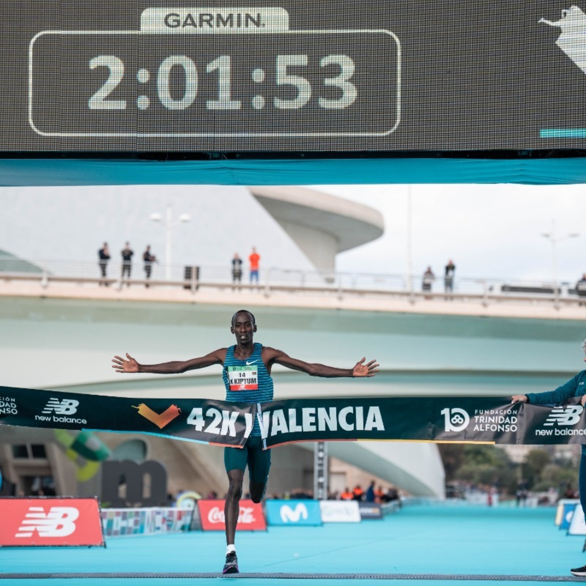 Два самых быстрых в истории марафонских дебютов: Валенсия-2022, видео!