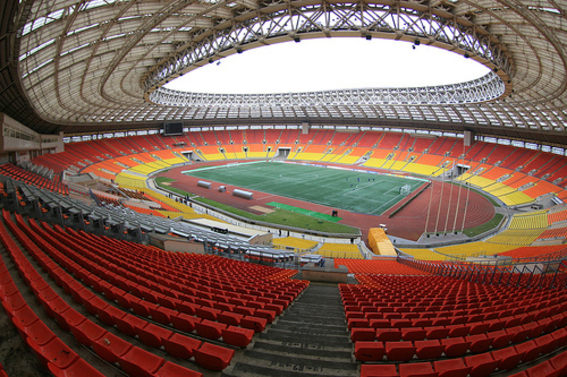 стадион олимпийский в москве